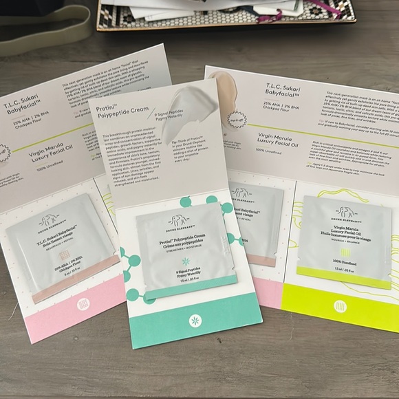 Drunk elephant skincare travel set - Picture 1 of 7